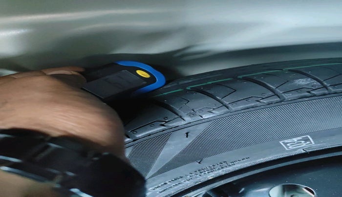 2022 Maruti Swift VXI, Petrol, Manual, 36,558 km, tyre