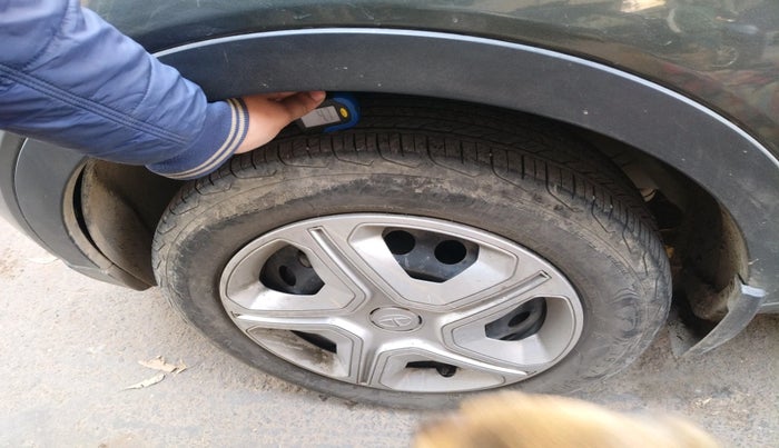 2023 Tata NEXON XM PLUS SUNROOF PETROL, Petrol, Manual, 58,070 km, tyre