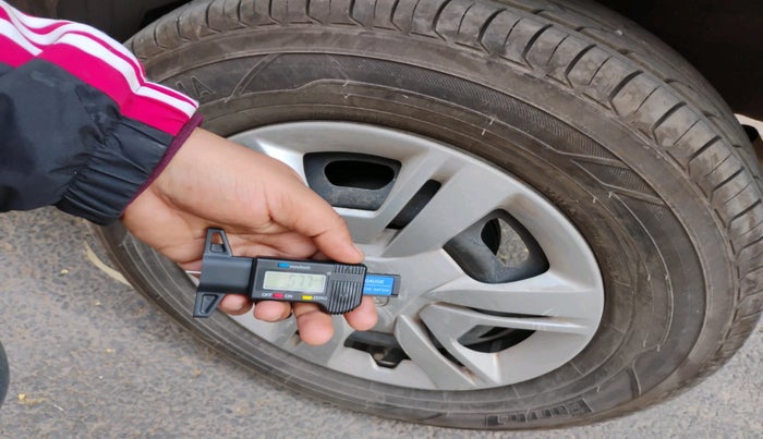 2017 Datsun Redi Go S 1.0, Petrol, Manual, 45,708 km, tyre