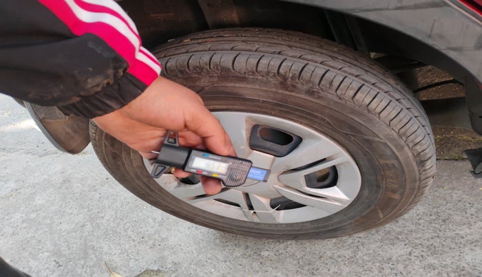 2017 Datsun Redi Go S 1.0, Petrol, Manual, 45,708 km, tyre