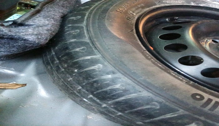 2016 Hyundai Grand i10 ASTA (O) 1.2 KAPPA VTVT, Petrol, Manual, 23,187 km, tyre