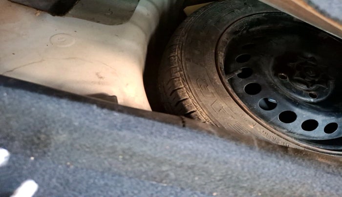 2016 Hyundai Grand i10 SPORTZ 1.2 KAPPA VTVT, Petrol, Manual, 1,12,925 km, tyre