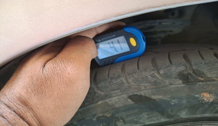 2016 Hyundai Grand i10 SPORTZ 1.2 KAPPA VTVT, Petrol, Manual, 1,12,925 km, tyre