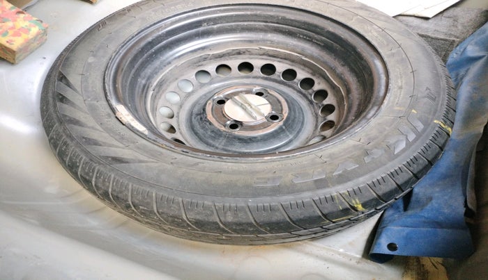 2019 Honda Amaze 1.2L I-VTEC S, Petrol, Manual, 20,700 km, tyre