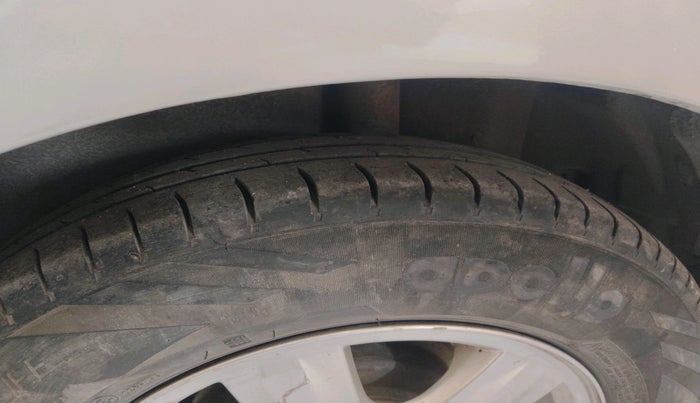 2011 Maruti Swift Dzire ZXI, Petrol, Manual, 87,436 km, tyre