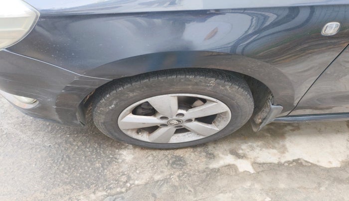 2015 Skoda Rapid 1.5 TDI CR ELEGANCE PLUS, Diesel, Manual, 1,05,327 km, tyre