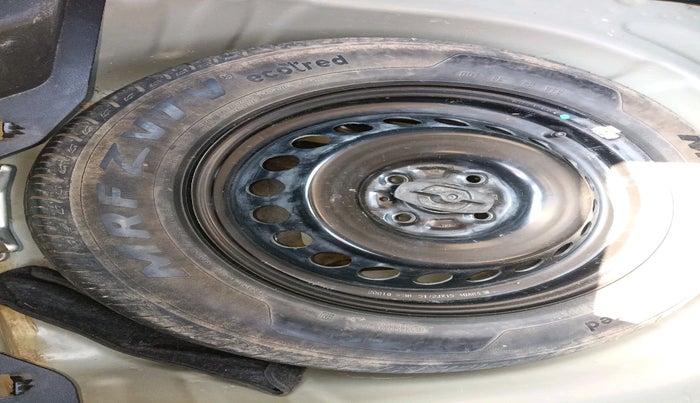 2020 Maruti Baleno DELTA PETROL 1.2, Petrol, Manual, 33,657 km, tyre