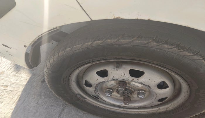 2012 Hyundai Santro Xing GL PLUS, Petrol, Manual, 1,61,442 km, tyre