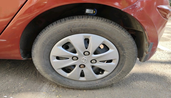 2012 Hyundai i10 SPORTZ 1.2, Petrol, Manual, 77,373 km, tyre