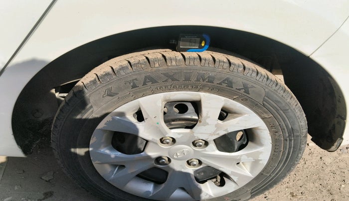 2016 Hyundai Grand i10 1.2 SPORTZ PRIME EDITION VTVT, Petrol, Manual, 78,326 km, tyre