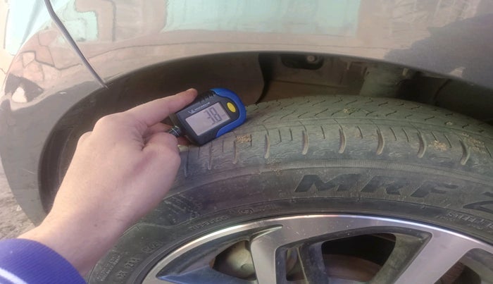 2021 Hyundai GRAND I10 NIOS ASTA AMT 1.2 KAPPA VTVT, Petrol, Automatic, 22,209 km, tyre