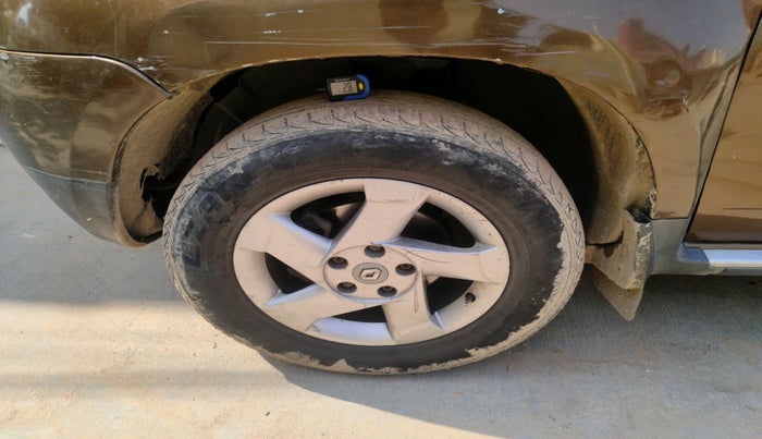 2012 Renault Duster 110 PS RXZ DIESEL, Diesel, Manual, 1,78,189 km, tyre