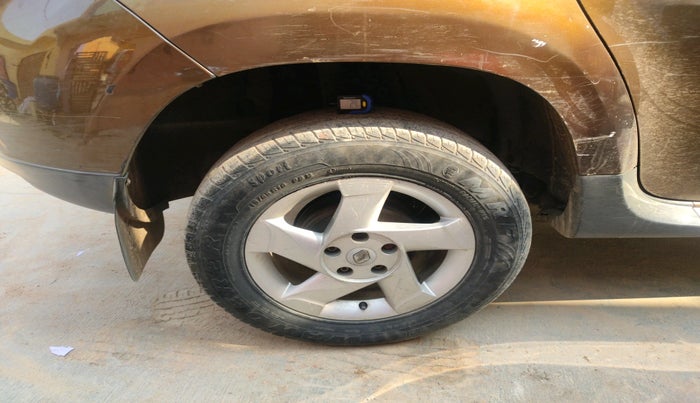 2012 Renault Duster 110 PS RXZ DIESEL, Diesel, Manual, 1,78,189 km, tyre