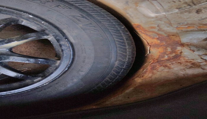 2011 Maruti Ritz VDI, Diesel, Manual, 1,79,458 km, tyre