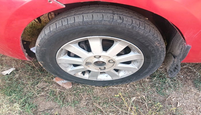 2010 Tata Indica Vista AURA QUADRAJET, Diesel, Manual, tyre