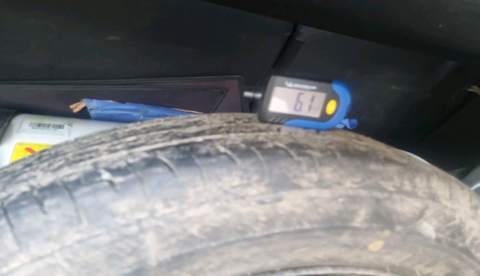 2022 Maruti Celerio VXI CNG, Petrol, Manual, 1,38,664 km, tyre