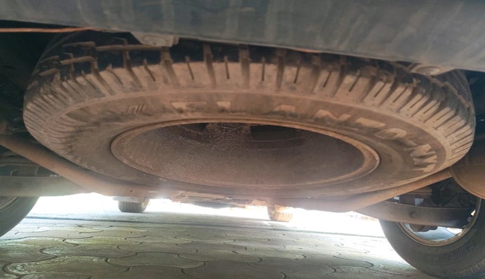 2013 Mahindra XUV500 W8, Diesel, Manual, 1,07,766 km, tyre