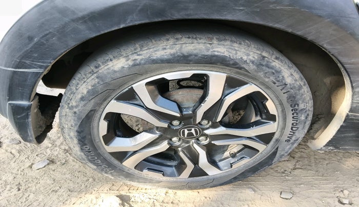 2018 Honda WR-V 1.5L I-DTEC S MT, Diesel, Manual, 1,06,142 km, tyre