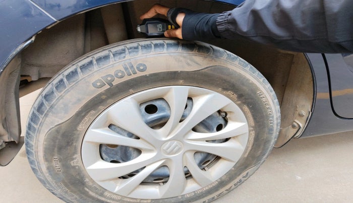 2018 Maruti Swift VXI AMT, Petrol, Automatic, 44,073 km, tyre