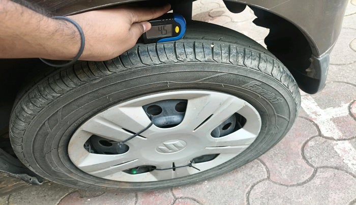 2012 Maruti Wagon R 1.0 VXI, Petrol, Manual, 76,016 km, tyre