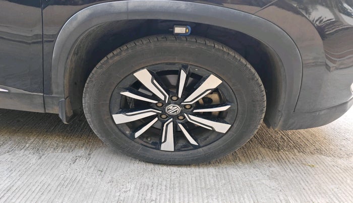 2020 MG HECTOR SHARP 1.5 DCT PETROL, Petrol, Automatic, 21,014 km, tyre