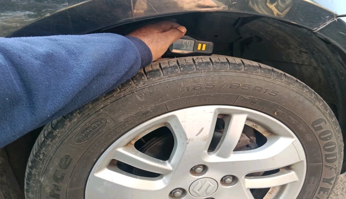 2012 Maruti Swift Dzire ZXI, Petrol, Manual, 87,028 km, tyre