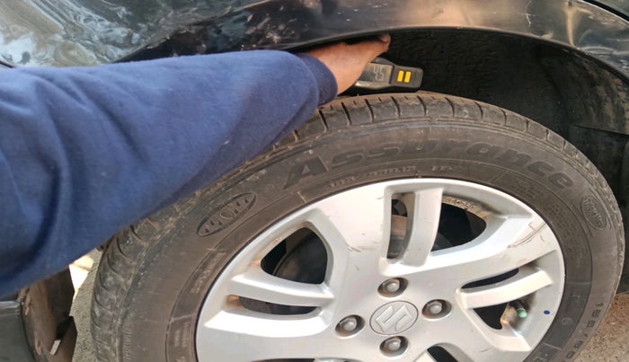 2012 Maruti Swift Dzire ZXI, Petrol, Manual, 87,028 km, tyre