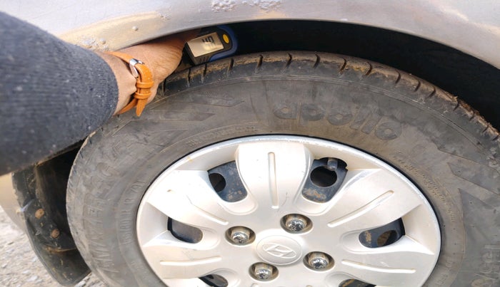 2010 Hyundai i10 MAGNA 1.2, Petrol, Manual, 1,43,760 km, tyre