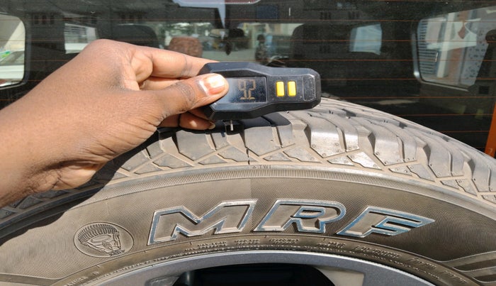 2021 Mahindra Thar LX PETROL HT 4WD AT, Petrol, Automatic, 63,382 km, tyre