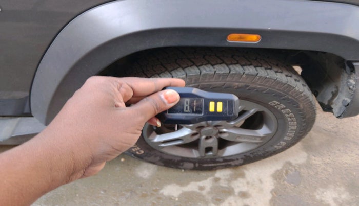 2021 Mahindra Thar LX PETROL HT 4WD AT, Petrol, Automatic, 63,382 km, tyre