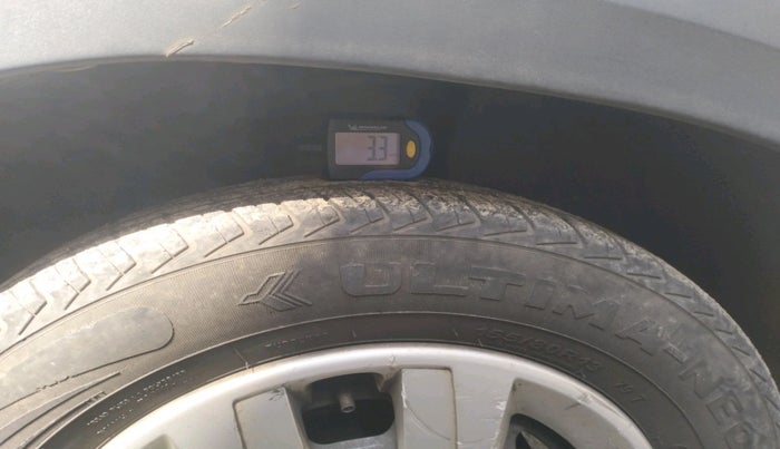 2016 Renault Kwid RXT 0.8, Petrol, Manual, 49,698 km, tyre