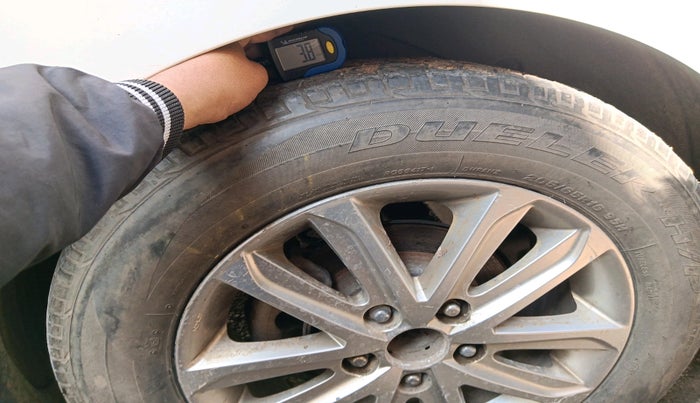 2015 Hyundai New Elantra 1.6 S MT DIESEL, Diesel, Manual, 1,79,765 km, tyre