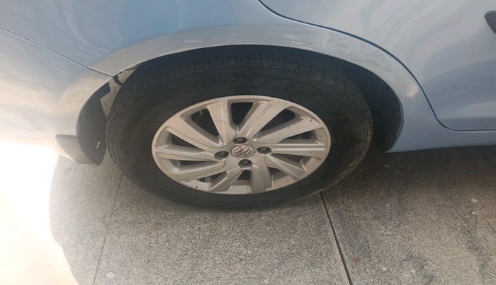 2016 Maruti Swift Dzire ZXI, Petrol, Manual, 70,318 km, tyre