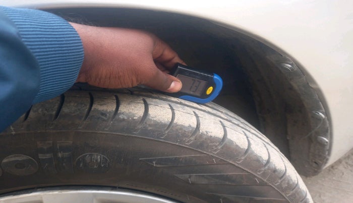 2012 Maruti Swift Dzire VXI, Petrol, Manual, 85,854 km, tyre