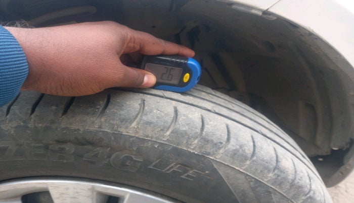 2012 Maruti Swift Dzire VXI, Petrol, Manual, 85,854 km, tyre