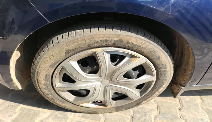 2024 Tata ALTROZ XM PLUS PETROL, Petrol, Manual, 23,273 km, tyre