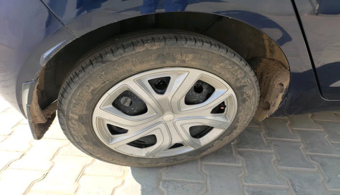 2024 Tata ALTROZ XM PLUS PETROL, Petrol, Manual, 23,273 km, tyre