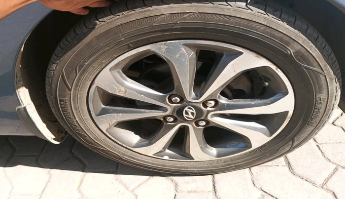 2014 Hyundai Xcent SX AT 1.2 (O), Petrol, Automatic, 1,39,450 km, tyre