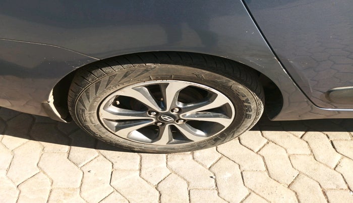 2014 Hyundai Xcent SX AT 1.2 (O), Petrol, Automatic, 1,39,450 km, tyre