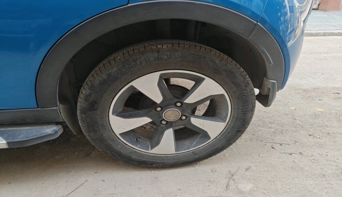 2018 Tata NEXON XZA PLUS DIESEL, Diesel, Automatic, 60,690 km, tyre