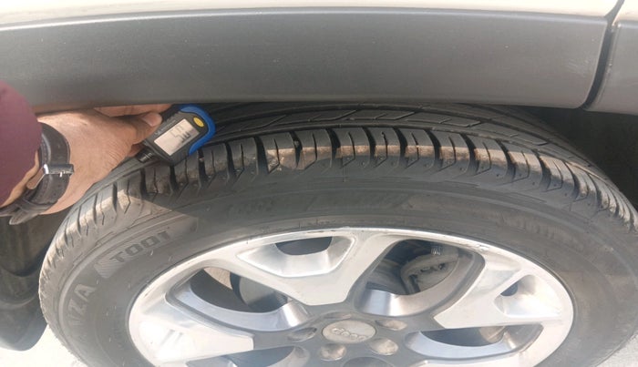 2019 Jeep Compass LIMITED PLUS DIESEL, Diesel, Manual, 82,939 km, tyre