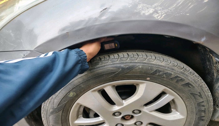 2014 Maruti Swift Dzire ZXI, Petrol, Manual, 66,091 km, tyre