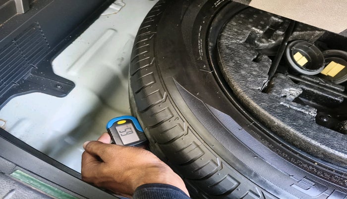 2017 Hyundai Creta SX PLUS AT 1.6 DIESEL, Diesel, Automatic, 88,650 km, tyre