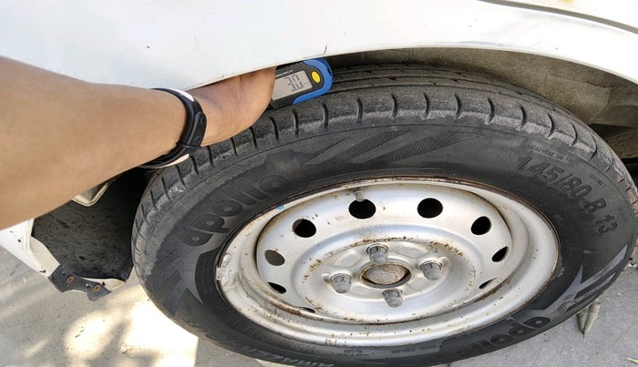 2015 Maruti Wagon R 1.0 LXI, Petrol, Manual, 69,685 km, tyre