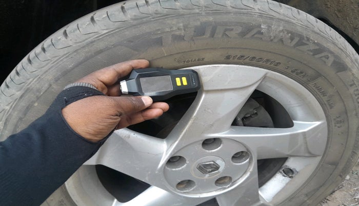 2014 Renault Duster 85 PS RXL DIESEL, Diesel, Manual, 1,44,169 km, tyre