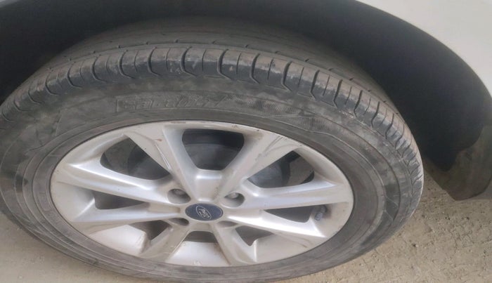 2019 Ford Ecosport TITANIUM 1.5L DIESEL, Diesel, Manual, 36,888 km, tyre