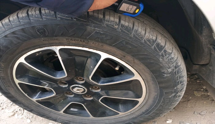 2016 Renault Duster 110 PS RXZ 4X2 AMT DIESEL, Diesel, Automatic, 1,28,049 km, tyre