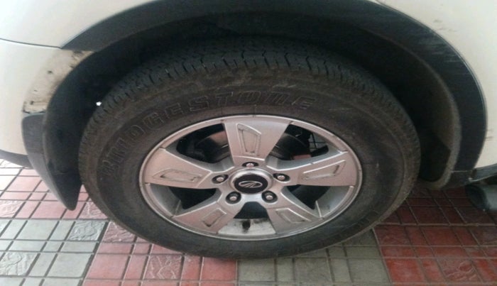 2012 Mahindra XUV500 W8, Diesel, Manual, 3,27,672 km, tyre