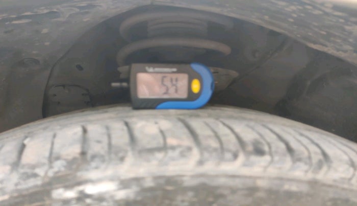 2015 Hyundai Elite i20 SPORTZ 1.2, Petrol, Manual, 1,01,235 km, tyre