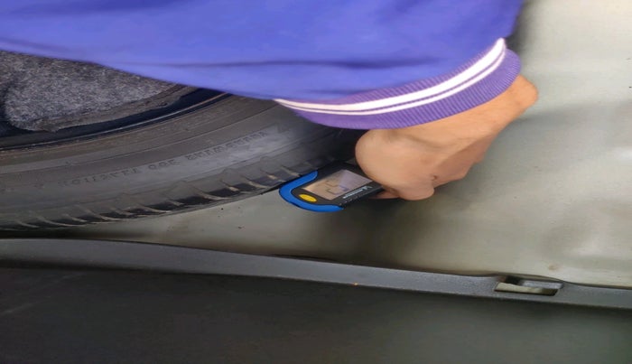 2015 Hyundai Elite i20 SPORTZ 1.2, Petrol, Manual, 1,01,235 km, tyre